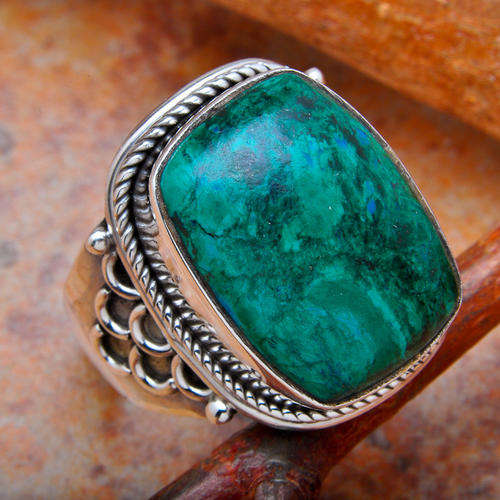 STUNNING!!! RING IN 925 SOLID 925 STERLING SILVER WITH GENUINE CHRYSOCOLLA. SIZE 7.