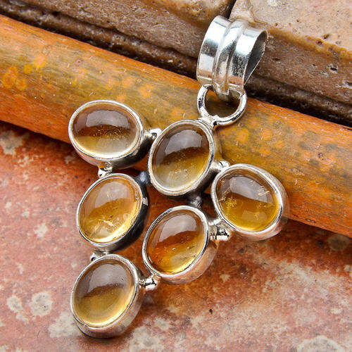 LOVELY SOLID 925 SILVER & CITRINE PENDANT. 1 3/4 "