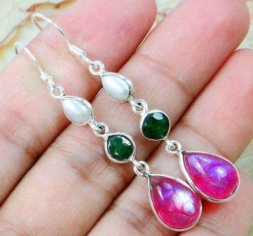 LOVELY RED MOONSTONE, EMERALD & PEARL EARRINGS. 43mm.