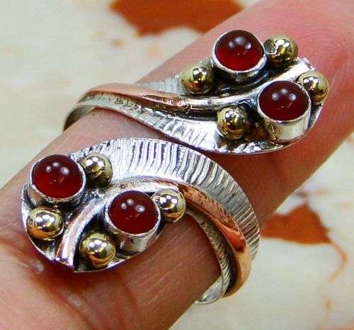 STUNNING ARTISAN RING in 925 STERLING SILVER with GENUINE CARNELIAN. SIZE 8