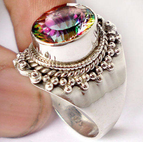 STUNNING ARTISAN RING with MYSTIC TOPAZ IN SOLID 925 STERLING SILVER. SIZE 7