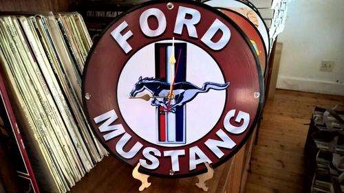 Theme Clock - Mustang - Special for a week