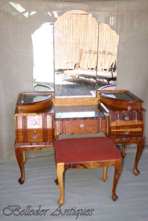 Kiaat Queen Anne Dressing table with stool - 127cm x 50cm