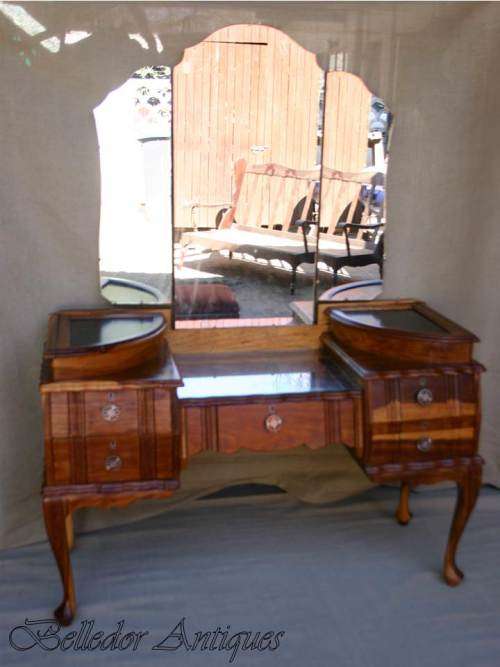 Kiaat Queen Anne Dressing table with stool - 127cm x 50cm