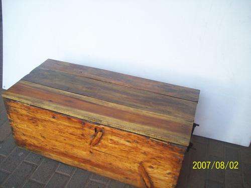 Origeon kist, 94cm x45cm x39cm High, big handles