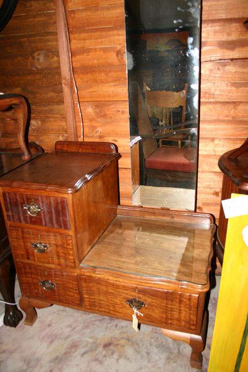 kiaat dressing table