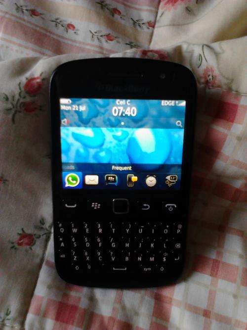 Blackberry 9720 - URGENT SALE!!!