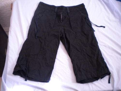 Black 3/4 pants - Size 10