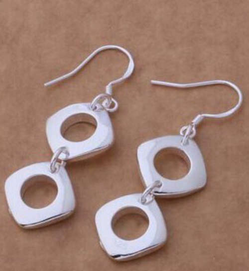 925 Silver filled round square earrings beautiful - **Non Allergic**