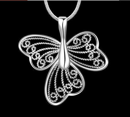 925 Sterling silver plated pendant & necklace with beautiful detail