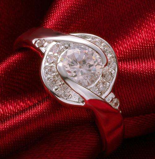 *New* 925  Silver plated genuine Austrian crystal engagement style ring with fine accents - 8/Q