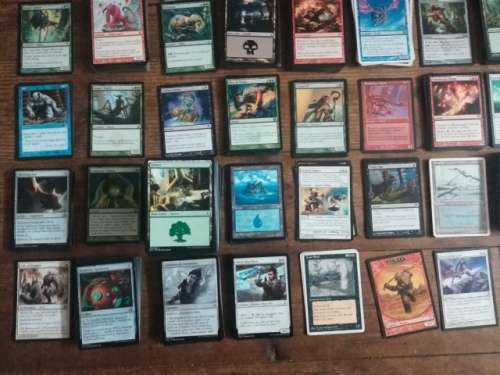 ***950+ Magic The Gathering cards-Wizards of the Coast***