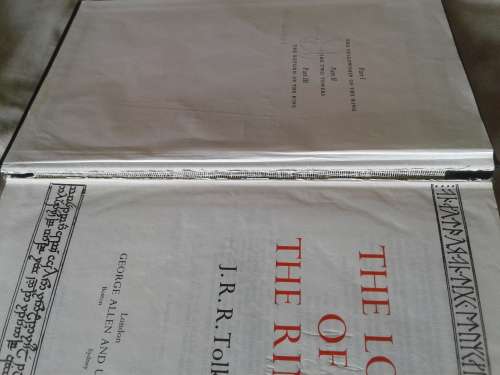 ***LORD OF THE RINGS - J. R. R. Tolkien - Deluxe Edition - 1979***