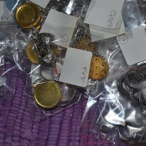 ***CLEARANCE*** 145 packets beads and findings