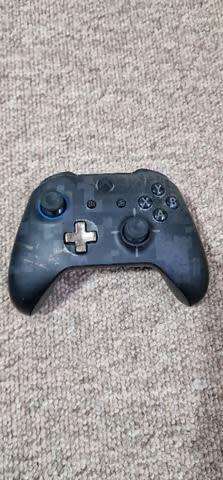 Xbox one X 2TB, with 4 games and Controller