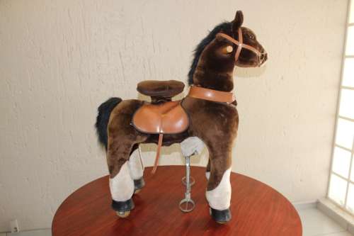 ORIGINAL LARGE PONYCYCLE MECHANICAL ROCKING HORSE IN WORKING ORDER 94CM TALL X 85CM SADDLE 63CM HIGH