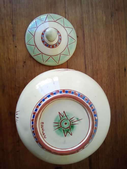 Vintage Art Deco Style Sgraffito Signed Ceramic Cookie bowl 22x17cm