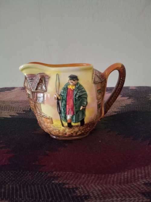 Royal Doulton `Jony Weller` pickwick papers. Milk jug 9cm tall