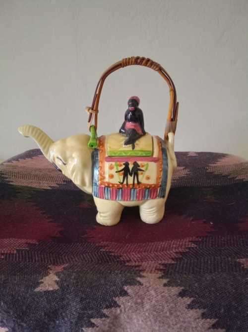 Antique Japanese Elephant Teapot 17 by 17cm