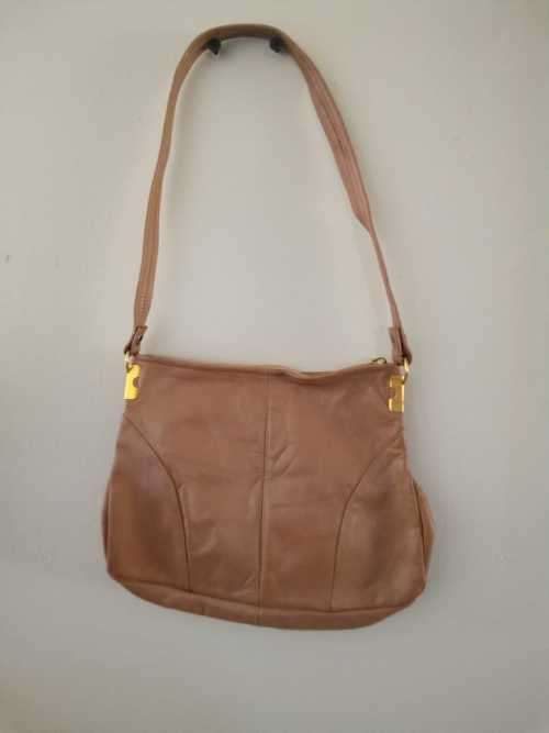 Genuine Leather Italian handbag by Luciano 29x21cm excluding strap length(excellent condition)