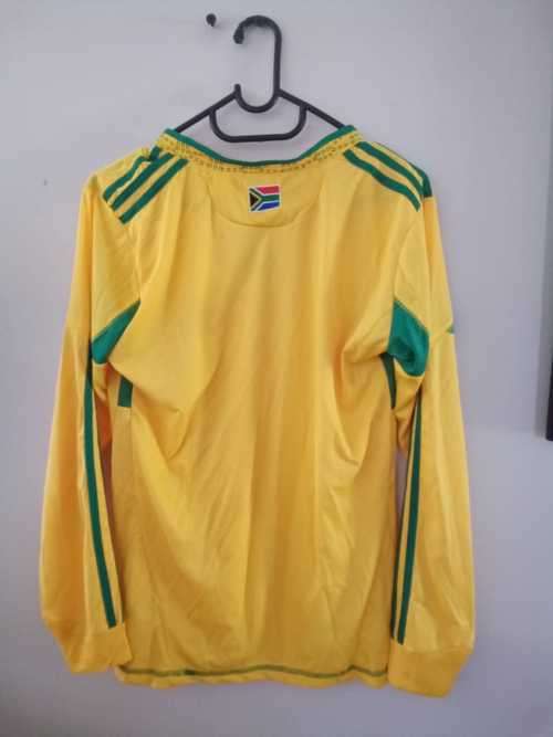 Set of 4 original Adidas Climacool Soccer Jerseys. 2x Large, 1x X-large, 1x medium