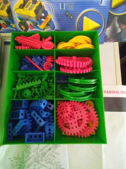 LEGO MINDSTORMS for Schools, Stem Robotics kit (as per photos)