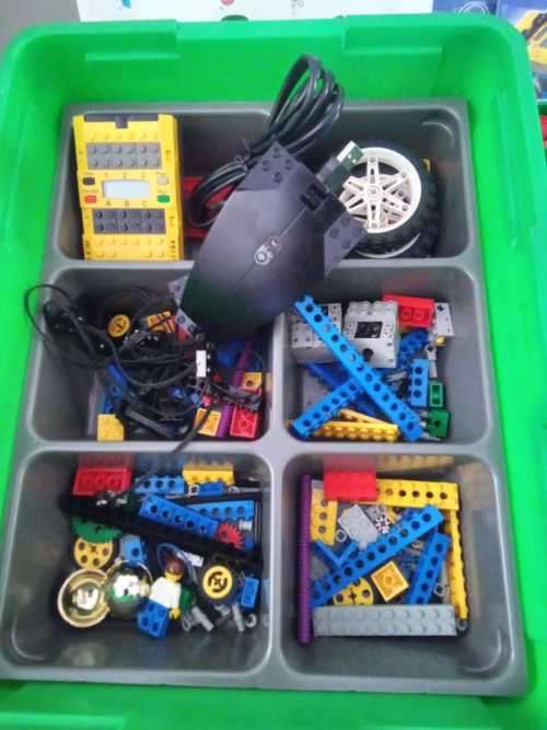 LEGO MINDSTORMS for Schools, Stem Robotics kit (as per photos)