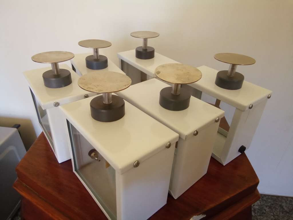 Set of 6 Square Type Gold Leaf Electroscopes (Huge Value!)