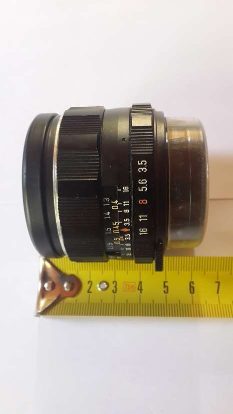 Vintage- Pentax Asahi -Super Takumar Lens 1:3.5/28 -Like new