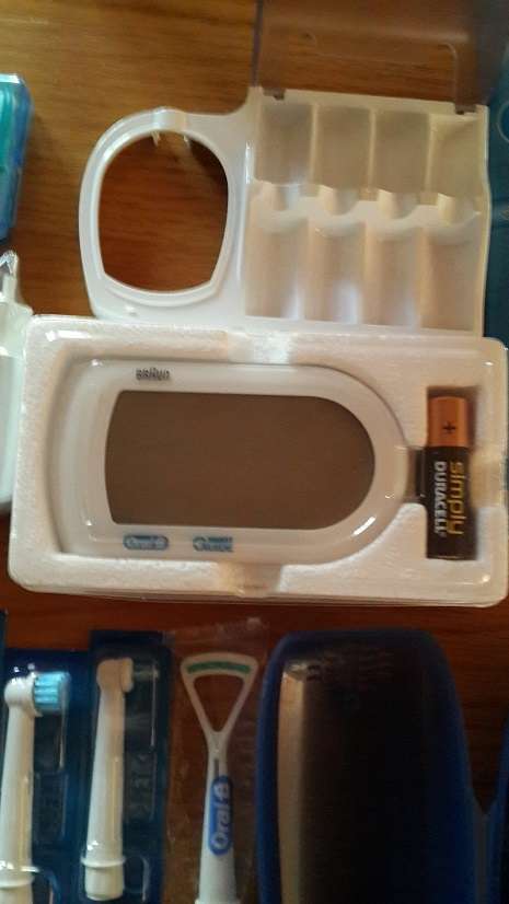 Electric Toothbrush -Oral B Triumph 5000 Smart Series -Wireless Toothbrush.