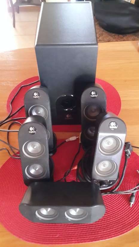 Logitech  X530 - PC Surround Sound 5.1 Speaker System