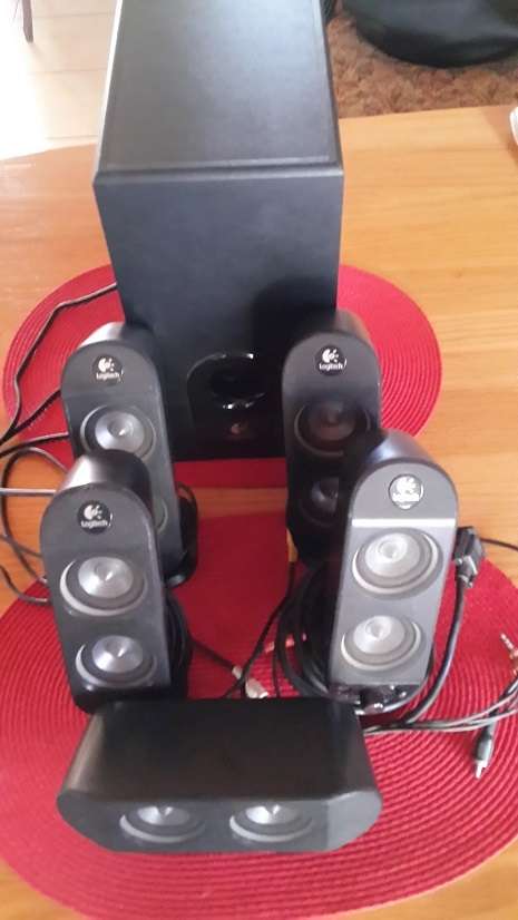 Logitech  X530 - PC Surround Sound 5.1 Speaker System