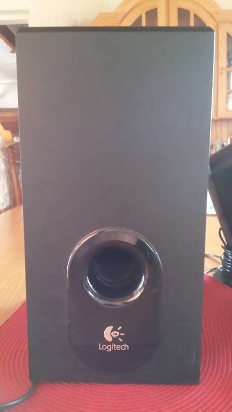 Logitech  X530 - PC Surround Sound 5.1 Speaker System