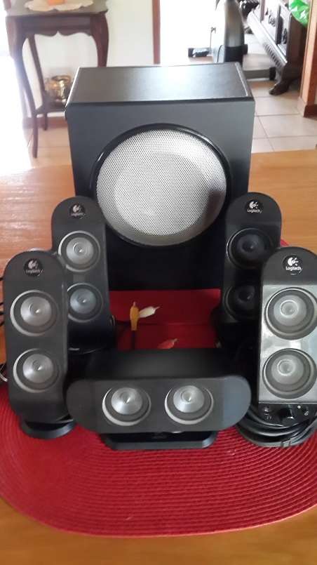 Logitech  X530 - PC Surround Sound 5.1 Speaker System