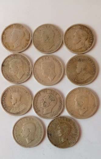 12 x Sixpences -Total 32.3 Grams -0,80% Silver Content.