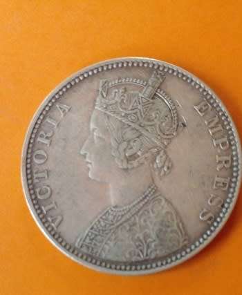India -1890 -One Rupee -Silver.