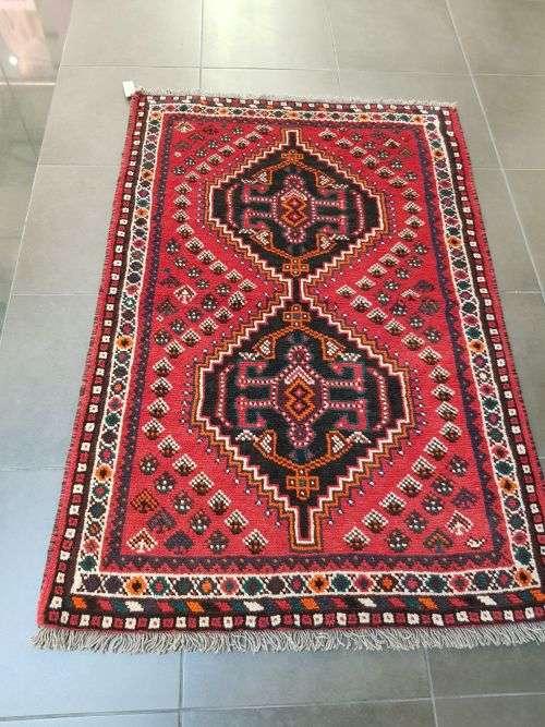 SHIRAZ PERSIAN CARPET HANDMADE 155 x 105 cm