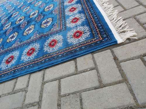 Persian machine made high-quality bukhara blue color size 300x400