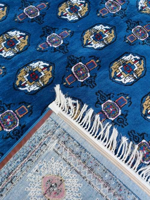 Persian machine made high-quality bukhara blue color size 300x400