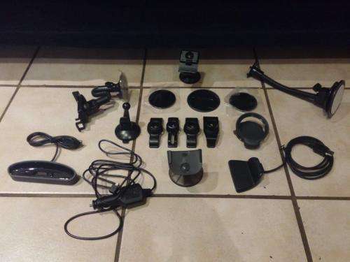 2x GPS units and mixed accessories for sale
