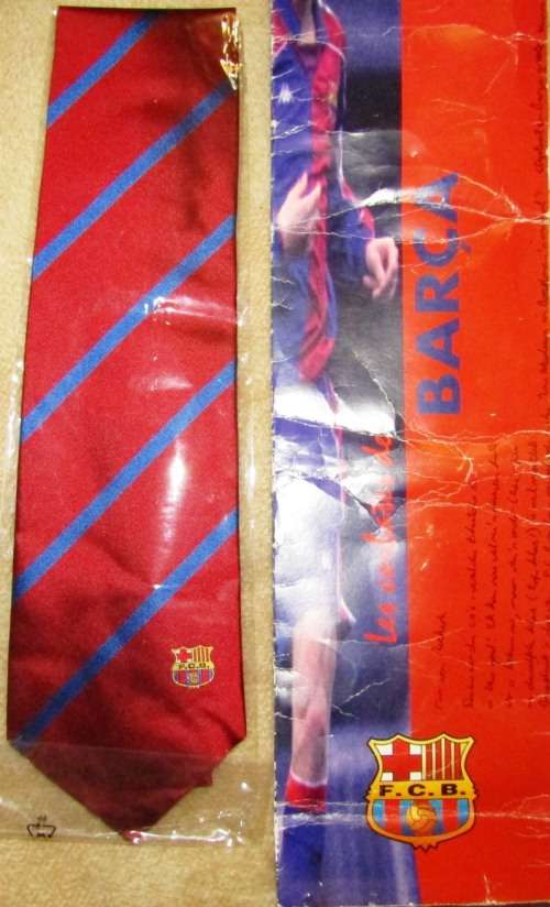 BARCELONA FOOTBALL CLUB  TIE (SPAIN) DATES FROM 1994  Beautiful Collector`s Tie