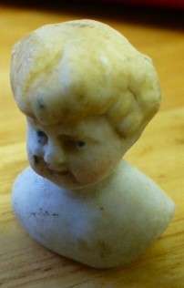 Small porcelain or bone figure - estate lot 173 - late entry