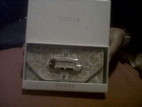 GUESS PURSE