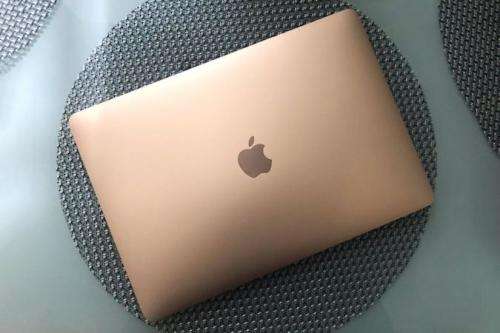 MacBook Air 13 inch (M1, 2020) Gold