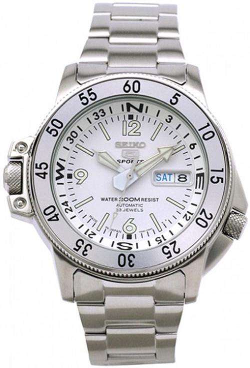 Year End Special!!!!Seiko Automatic Divers Watch 200m Water Resistant!! Brand New!!