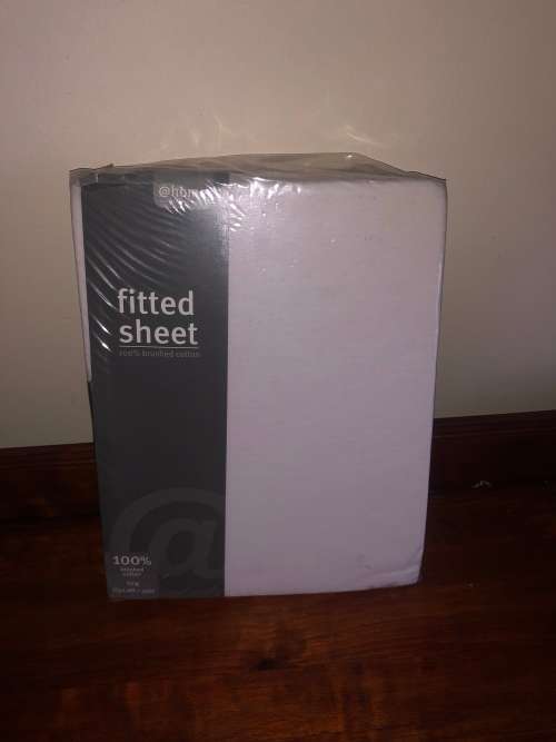 **NEW** @Home Fitted Sheet KING**SEALED**