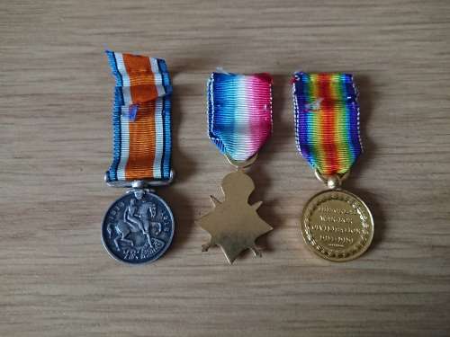 3 MINIATURE WW1 Medals