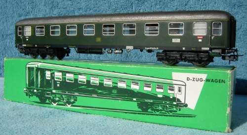 Marklin HO Gauge 1st Class Passenger Coach No. 4027