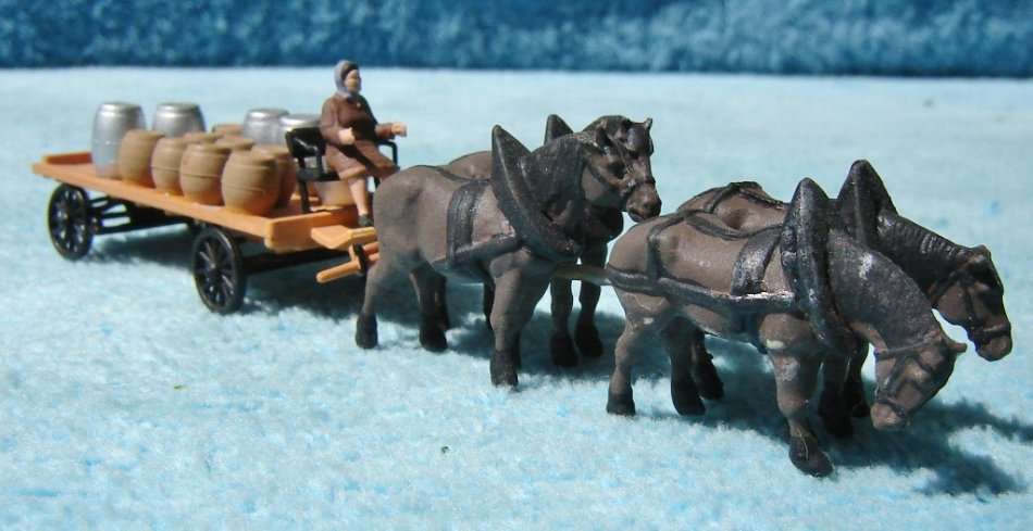 Preiser HO gauge Horses and Trailer with Woman and Barrels