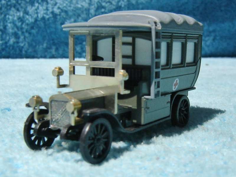 Marklin HO gauge Ambulance